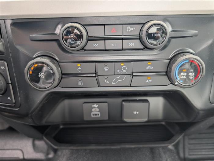 2025 Ford F-550-19