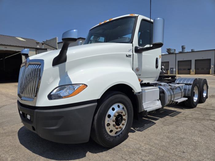 2022 International LT625-1