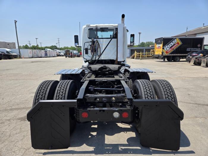 2022 International LT625-5