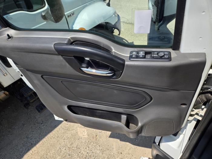 2022 International LT625-10