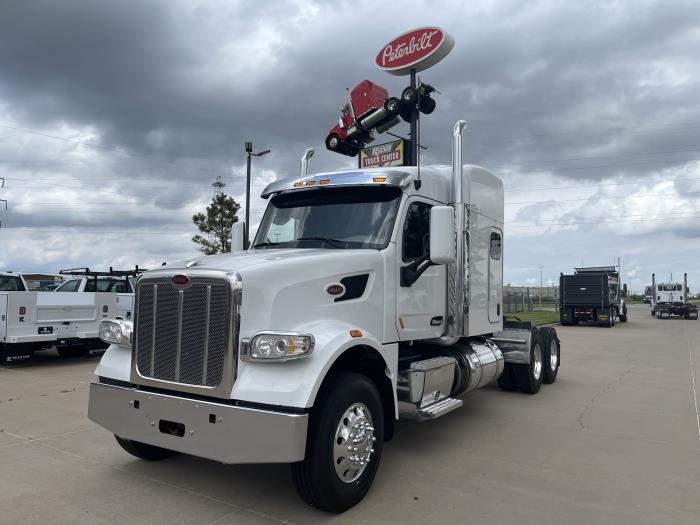 2020 Peterbilt 567-1