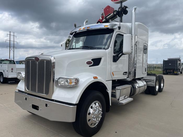 2020 Peterbilt 567-2
