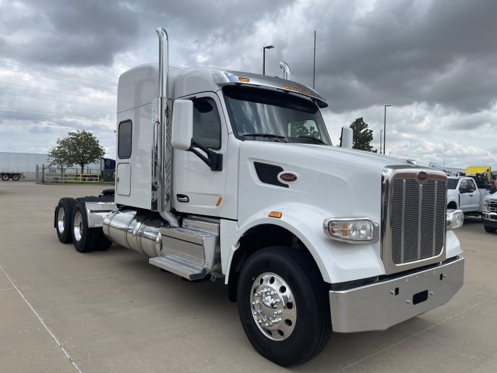 2020 Peterbilt 567-4