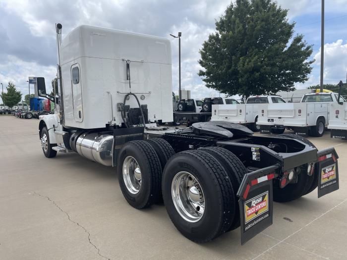 2020 Peterbilt 567-13