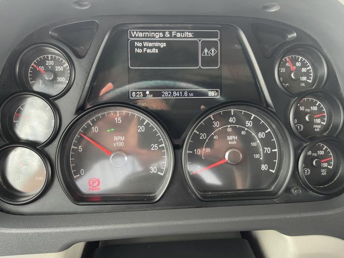 2020 Peterbilt 567-22