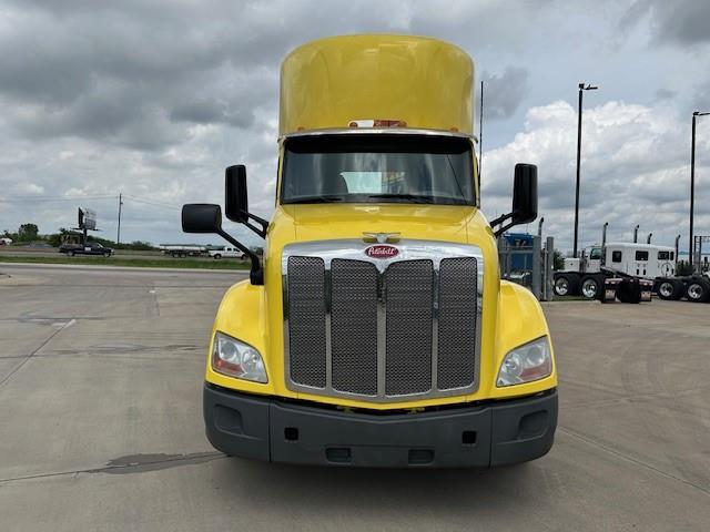 2021 Peterbilt 579-12