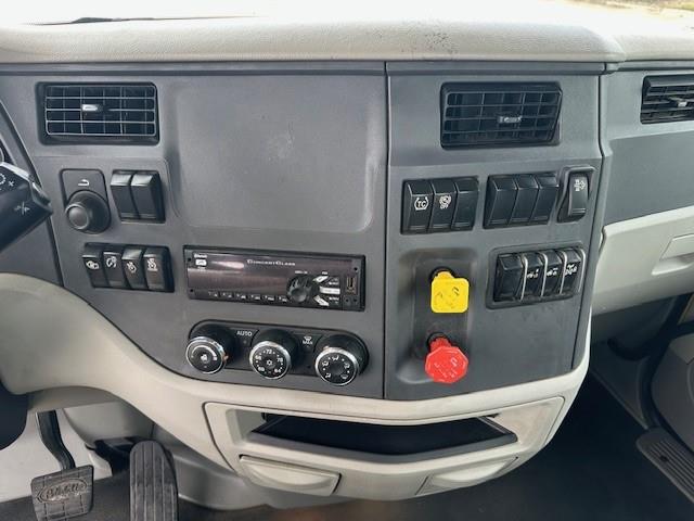 2021 Peterbilt 579-29