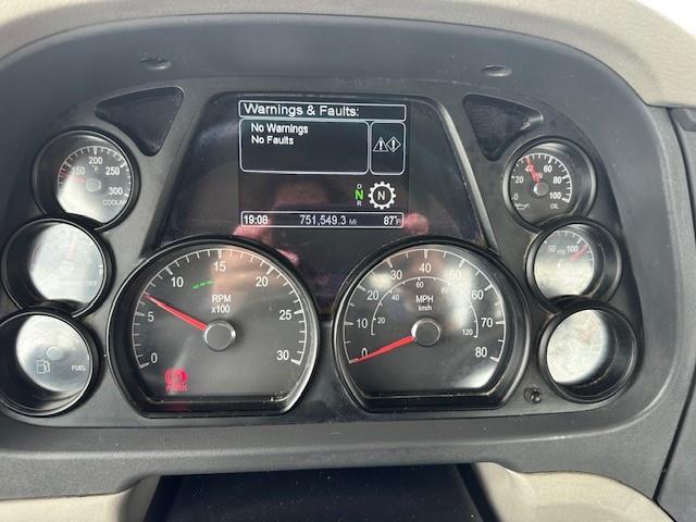 2021 Peterbilt 579-33