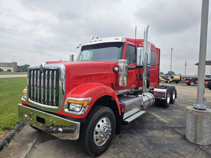 2026 International HX520-4