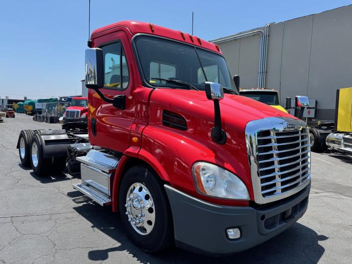 2017 Freightliner Cascadia-3