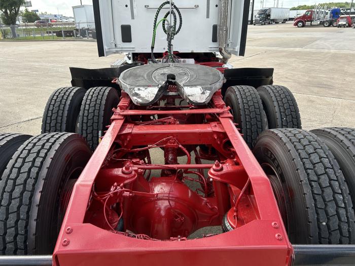 2022 Peterbilt 567-13