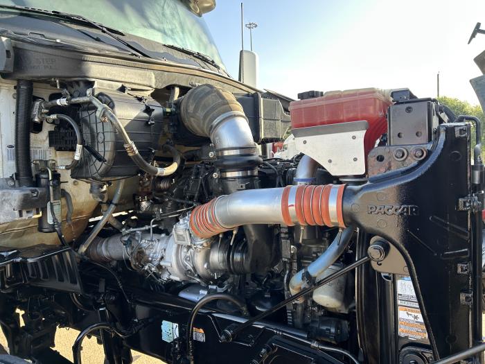 2020 Peterbilt 567-19