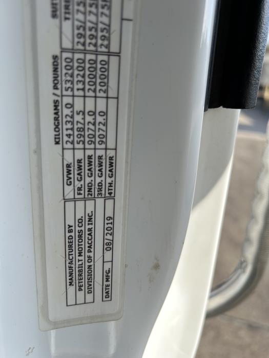 2020 Peterbilt 567-26