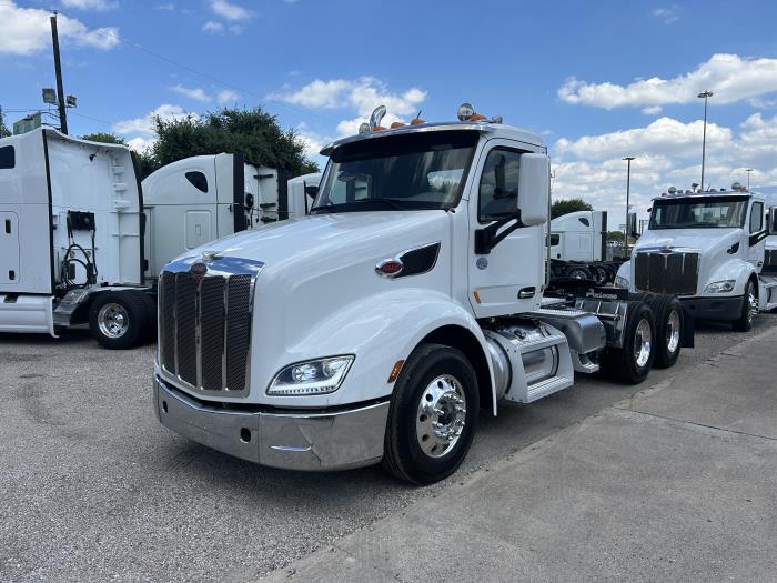2020 Peterbilt 579-1
