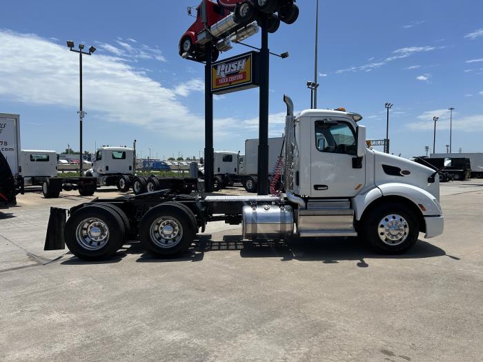 2020 Peterbilt 579-6