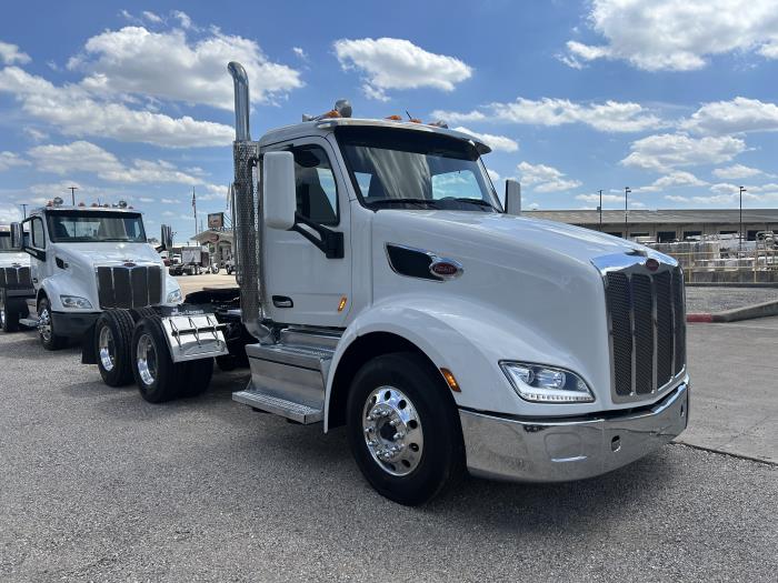 2020 Peterbilt 579-7