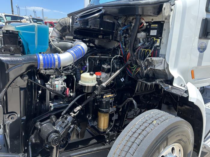 2020 Peterbilt 579-16