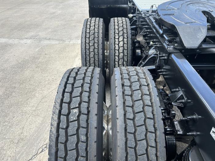 2020 Peterbilt 579-12