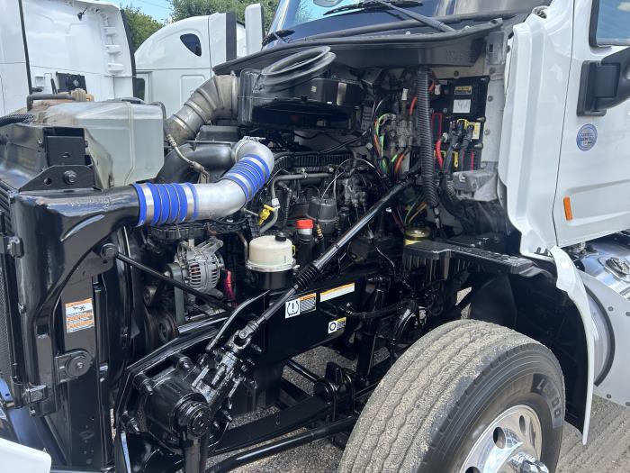 2020 Peterbilt 579-16