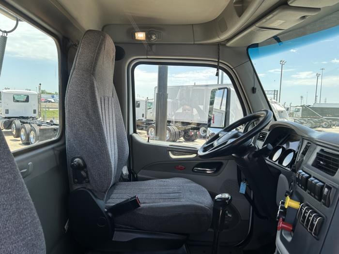 2020 Peterbilt 579-23