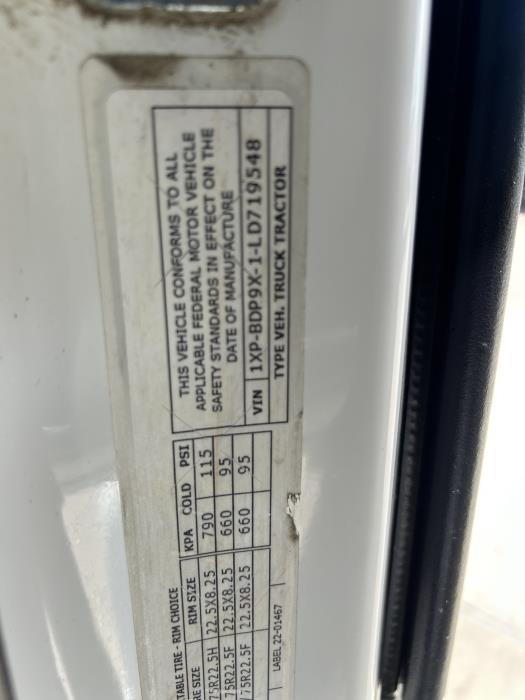 2020 Peterbilt 579-27