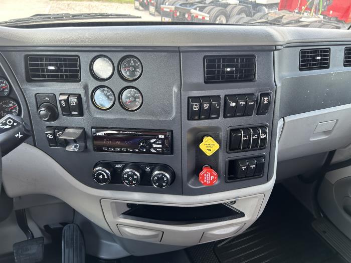 2020 Peterbilt 579-29