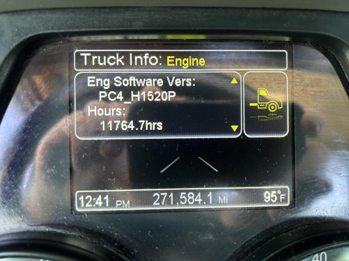 2020 Peterbilt 579-32