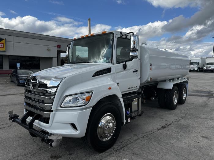 2025 Hino XL8-3