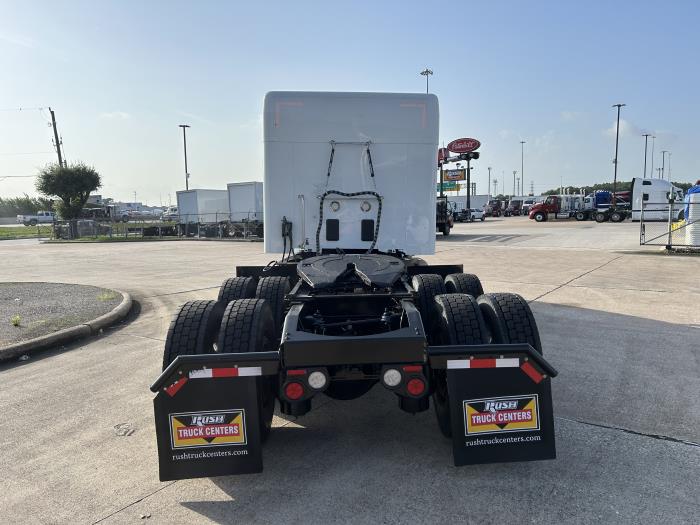 2023 Peterbilt 579-4