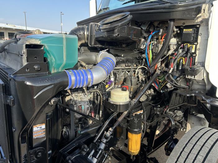 2020 Peterbilt 579-16