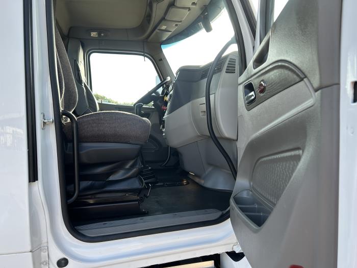 2020 Peterbilt 579-22
