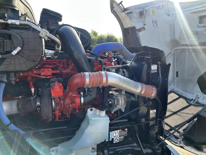 2023 Peterbilt 579-19