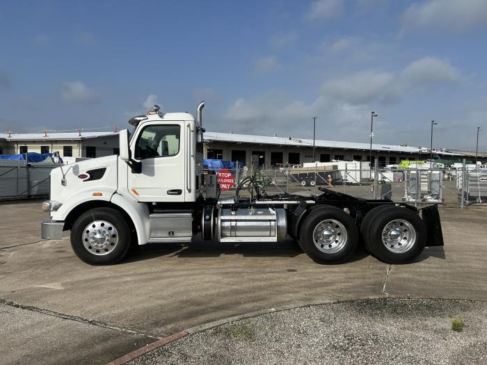 2020 Peterbilt 567-2