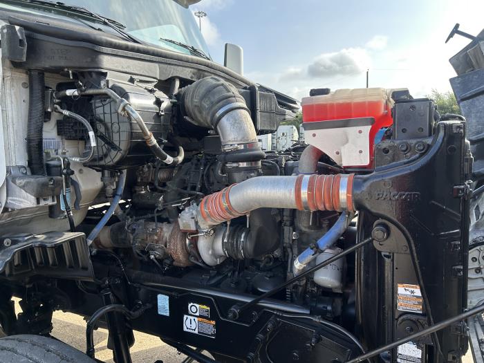 2020 Peterbilt 567-19