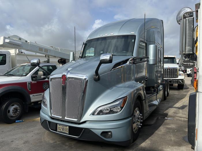 2024 Kenworth T680-1