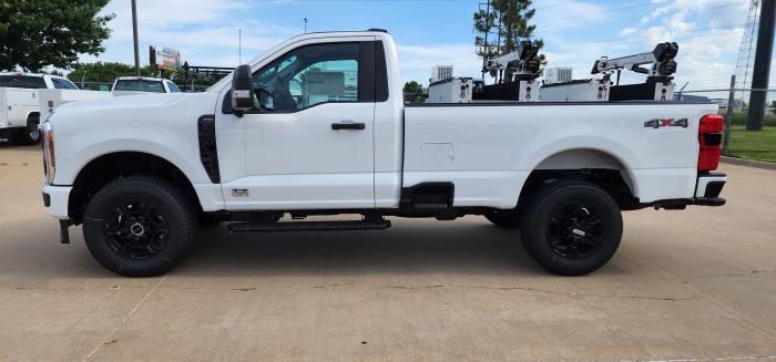 2025 Ford F-350-2