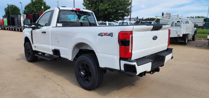 2025 Ford F-350-3