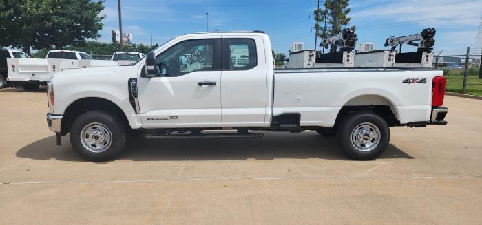 2025 Ford F-250-2
