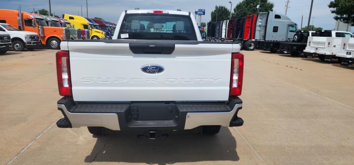 2025 Ford F-250-4