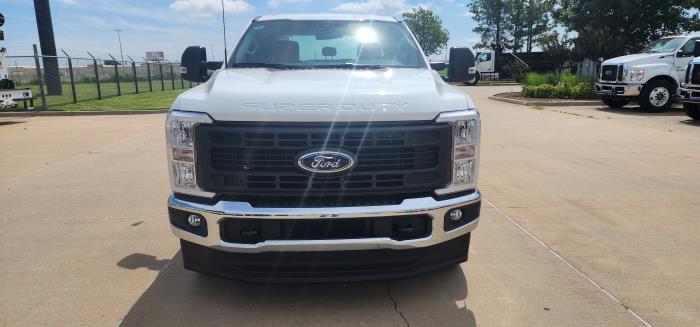 2025 Ford F-250-9