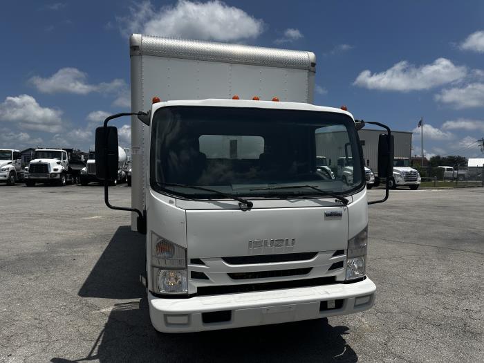 2022 Isuzu NPR-XD-2
