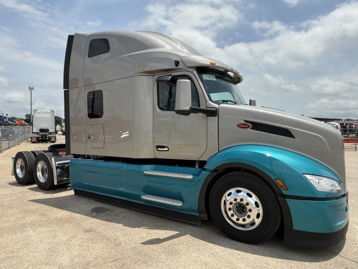 2026 Peterbilt 579-10