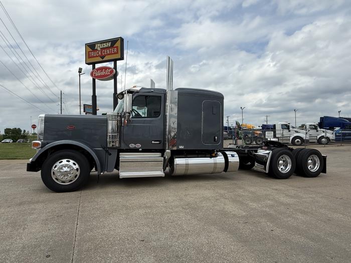 2026 Peterbilt 589-2