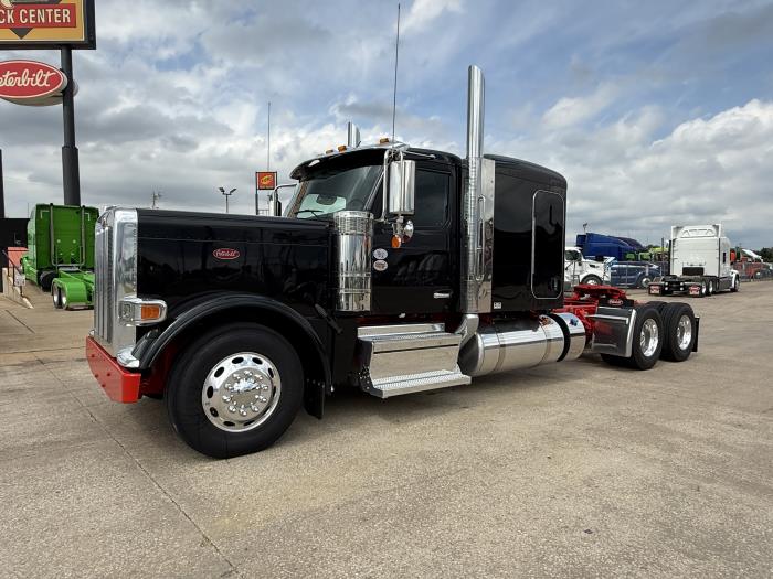 2026 Peterbilt 589-2