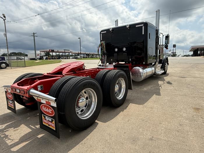 2026 Peterbilt 589-6