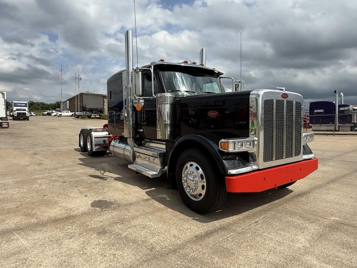 2026 Peterbilt 589-8