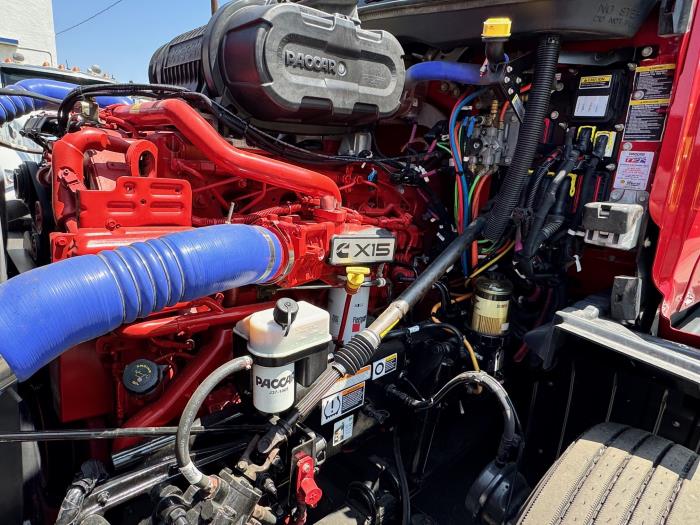 2023 Peterbilt 579-9