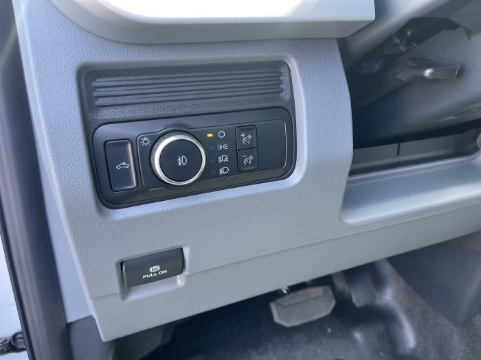 2025 Ford F-550-19