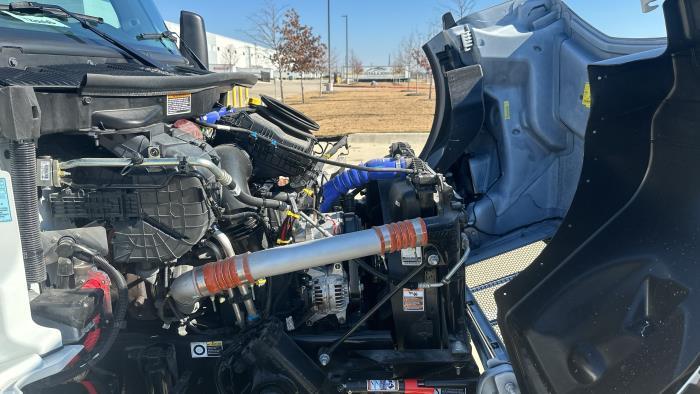 2025 Peterbilt 548-10