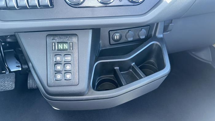 2025 Peterbilt 548-14